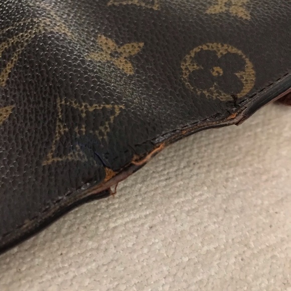 LOUIS VUITTON- 💯AUTHENTIC Monogram Porte Tresor Wallet - Picture 15 of 16